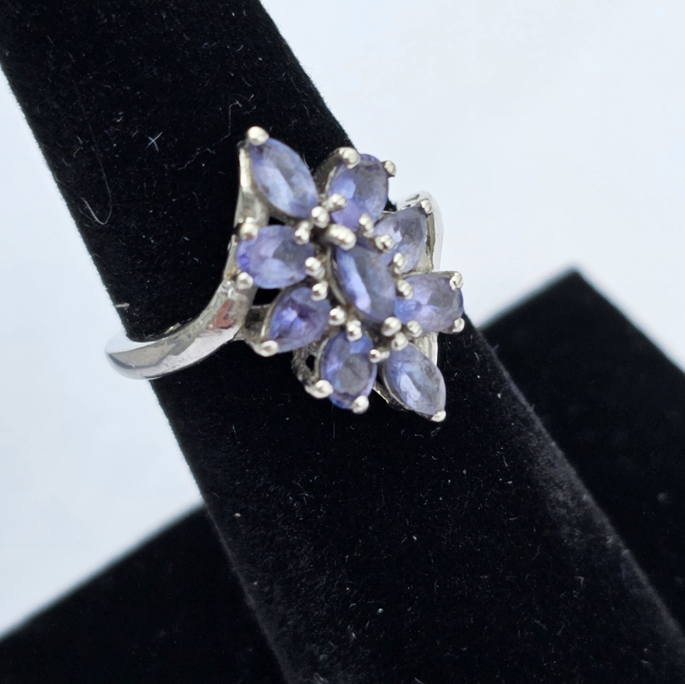 Genuine Stauer Tanzanite Sterling Silver Ring Size 8 - Picture 5 of 6